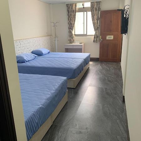 Home Run Homestay Dongyin Екстер'єр фото